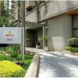  Apartamento Ritz Residencial - Flat Em Moema Brasil